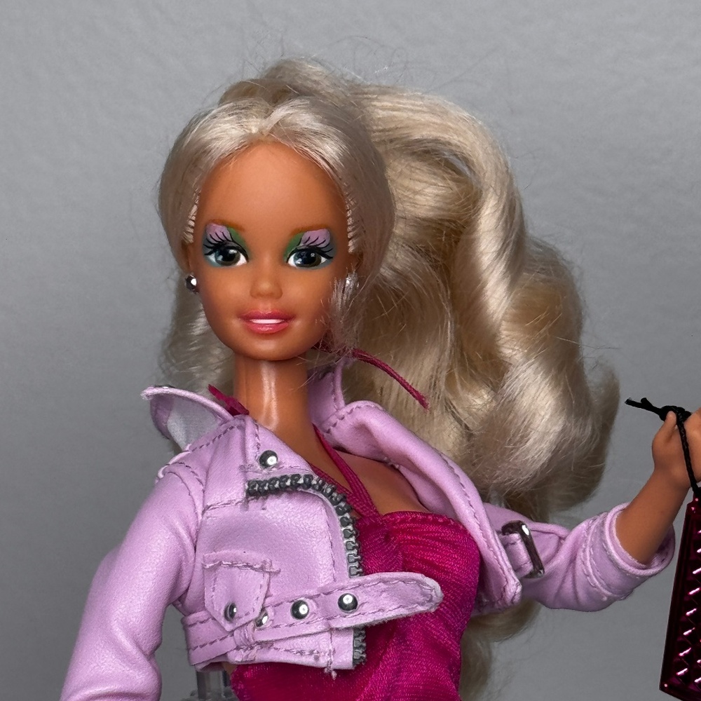 Vintage 1980s 80s 90s 1990s Barbie Doll Superstar Costume Ball Custom Brown Eyes - Picture 3 of 11